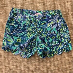 LILLY PULITZER MAGNOLIA BLUE SCALLOPED 4in SHORTS size 0
